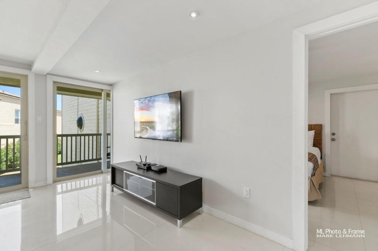 Ocean Breeze Retreat 2Bed 2Bath, Heated Pool! Apartment South Padre Island Exterior photo